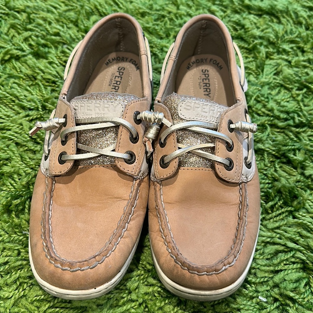 Sperry Top Sider in glittery gold